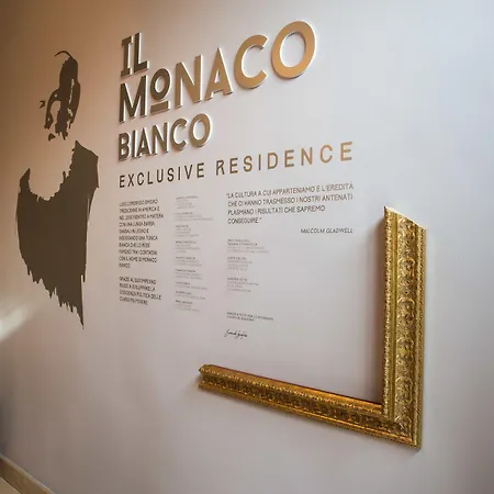 Bed & Breakfast La Residenza Del Monaco Bianco 4*