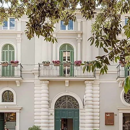 Lägenhetshotell La Residenza Del Monaco Bianco