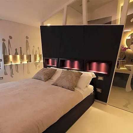 Lägenhetshotell La Residenza Del Monaco Bianco