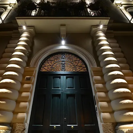 La Residenza Del Monaco Bianco Bed & Breakfast 2*